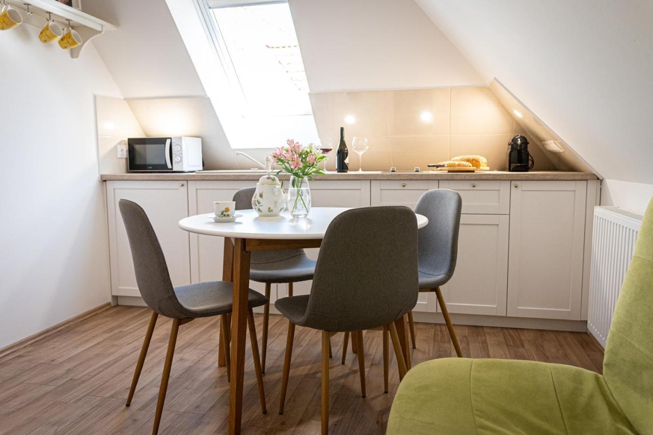Szigligeti Mandula Kert Vendeghaz Apartment ภายนอก รูปภาพ