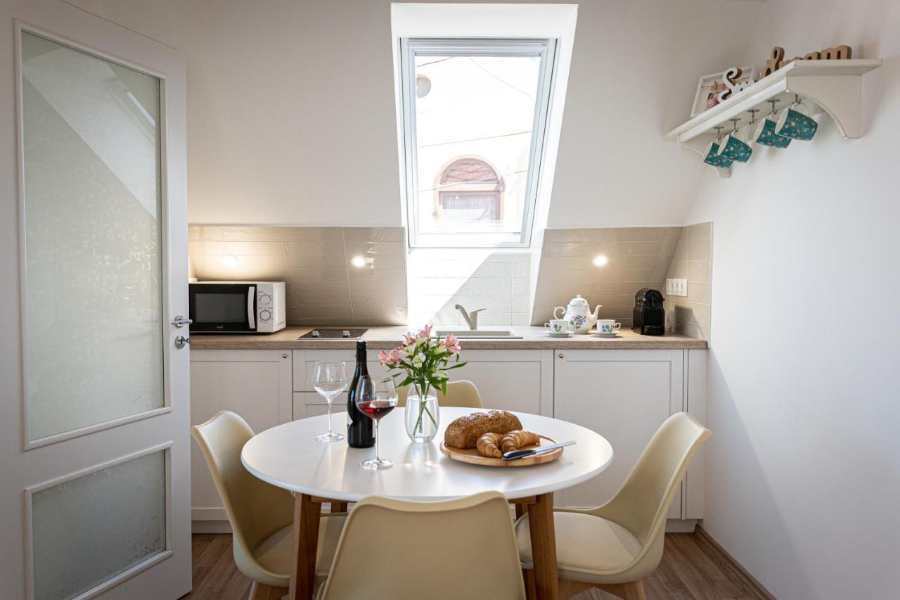 Szigligeti Mandula Kert Vendeghaz Apartment ภายนอก รูปภาพ