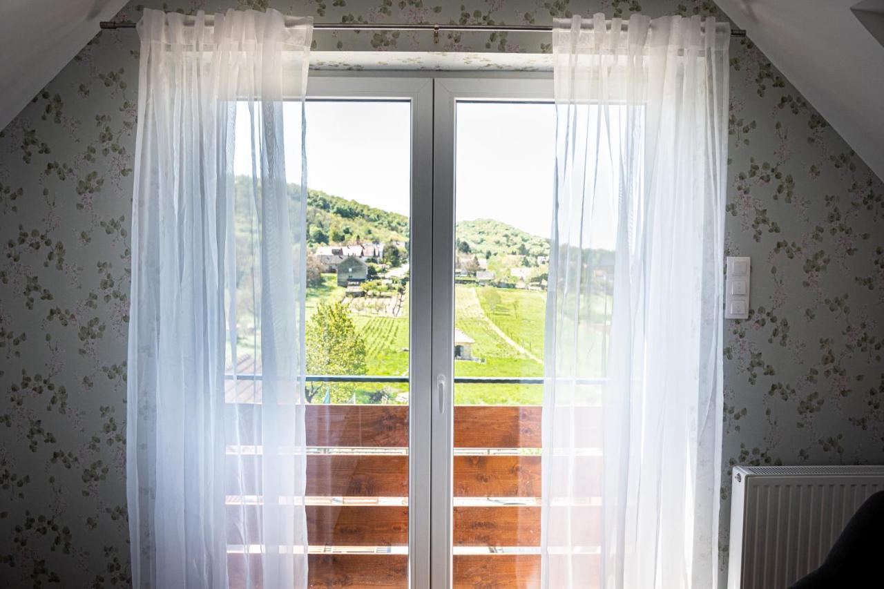 Szigligeti Mandula Kert Vendeghaz Apartment ภายนอก รูปภาพ