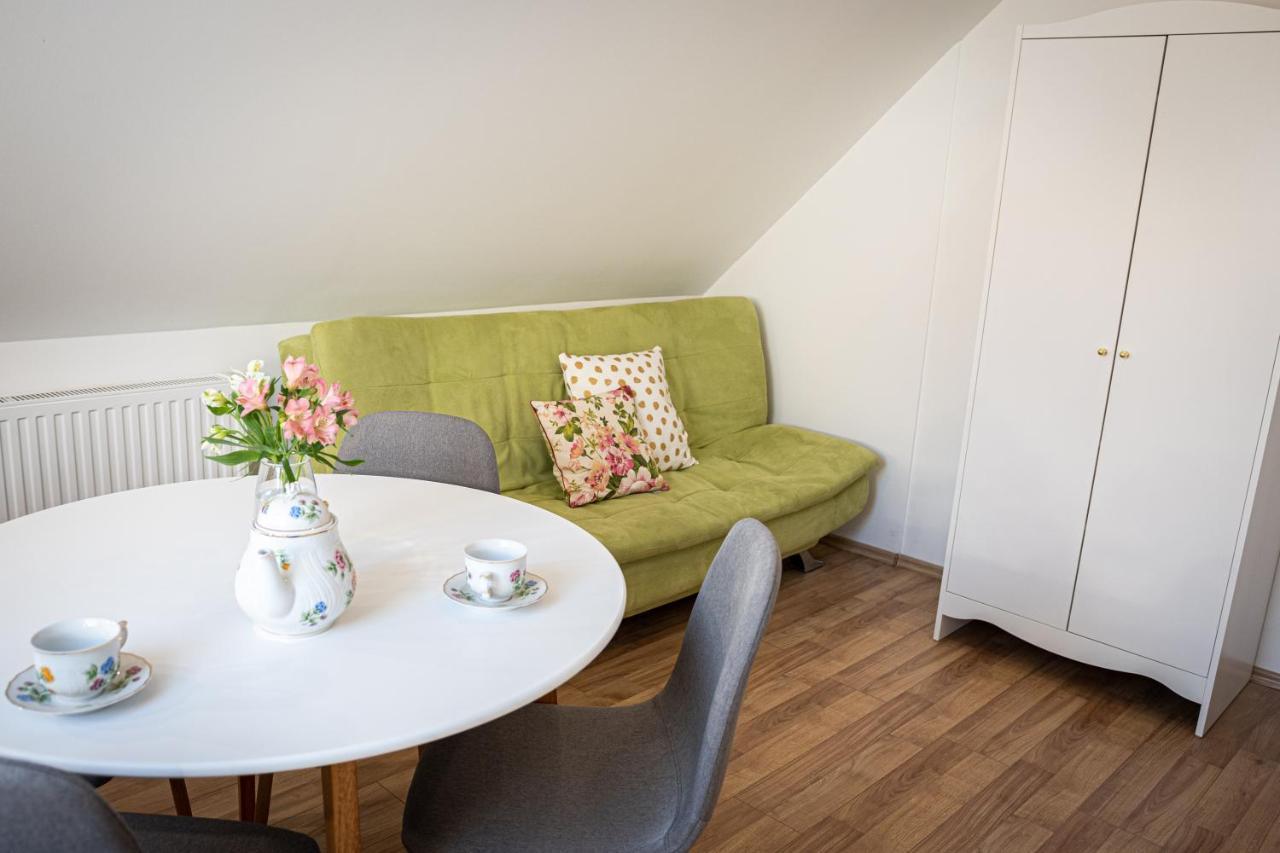 Szigligeti Mandula Kert Vendeghaz Apartment ภายนอก รูปภาพ