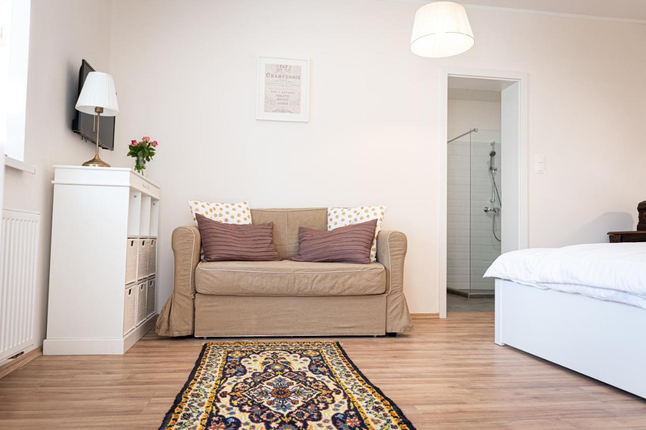 Szigligeti Mandula Kert Vendeghaz Apartment ภายนอก รูปภาพ